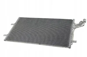 Skraplacz klimatyzacji Ford Focus 04-  3235K8C1