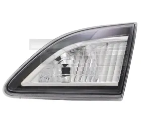 4542881E Lampa tył prawa TYC MAZDA 3 (BL) 07.09-10.11 4542881E