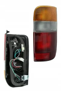 816588 Lampa tył prawa Toyota Hi-Ace LH102/LH108, 89-95 816588